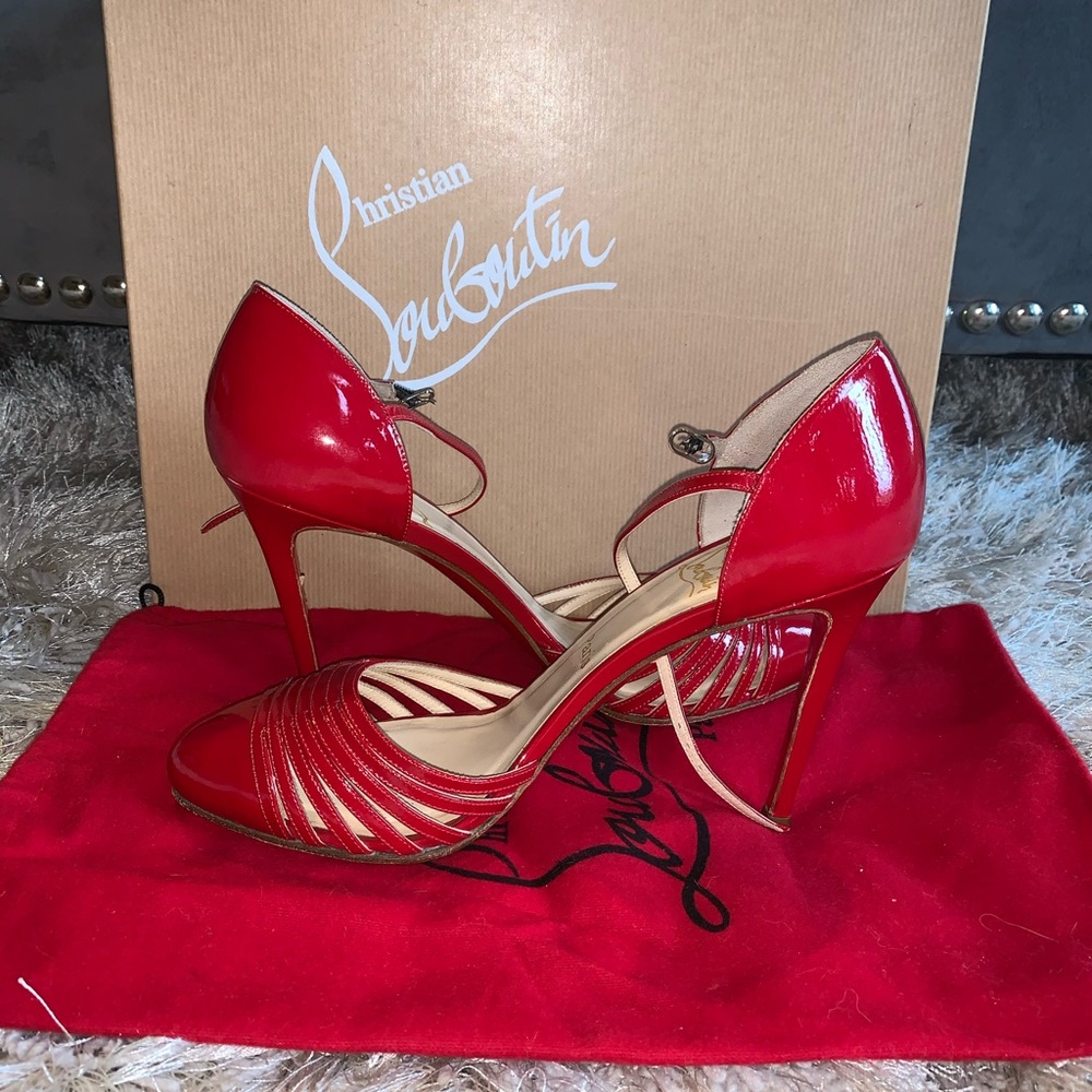 Authentic Christian Louboutin pumps